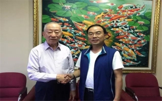 印尼著名僑領(lǐng)、印尼泛印集團(tuán)董事長(zhǎng)、印尼總統(tǒng)大學(xué)創(chuàng)辦人-李文光